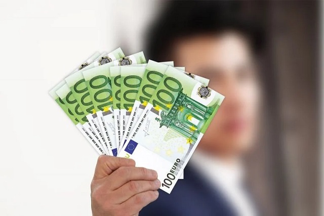 Ποιες είναι οι νέες κατηγορίες εργαζόμενων που εντάχθηκαν στο 800άρι (ΚΥΑ)