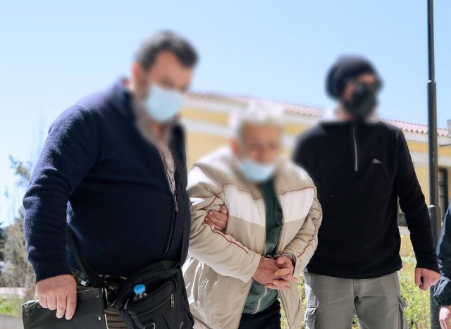 Έγκλημα στο Κορωπί: Γιατί προφυλακίστηκε ο 76χρονος παρά τα σοβαρά προβλήματα της υγείας του