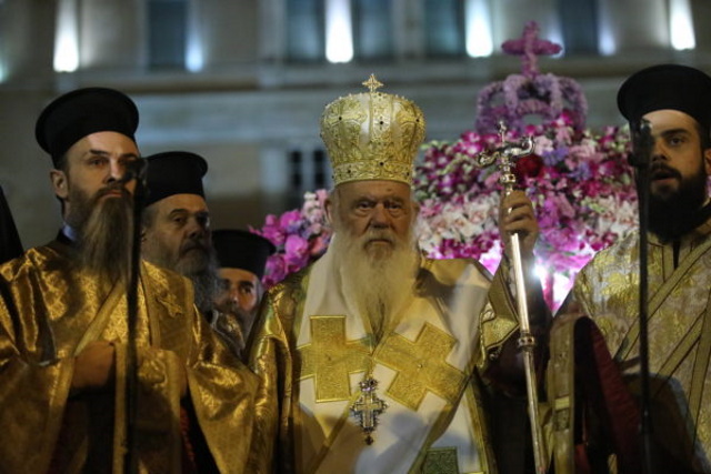 Αρχιεπίσκοπος Ιερώνυμος: Υιοθέτησε ίσες αποστάσεις για θύτη και θύμα στην εισβολή των Ρώσων στην Ουκρανία 