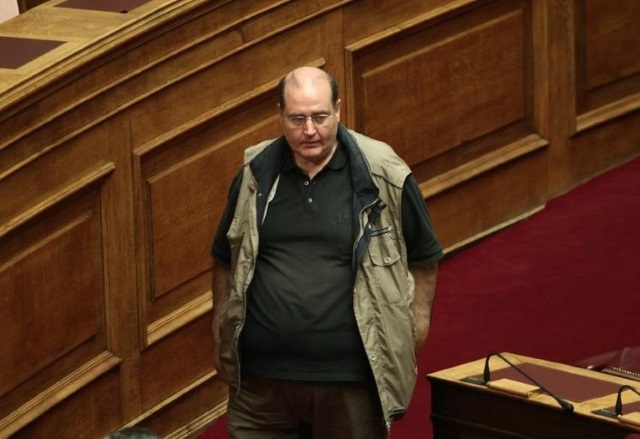 Πρόκληση Φίλη κατά Εκκλησίας και κλήρου μέσα στο Κοινοβούλιο! (Video)