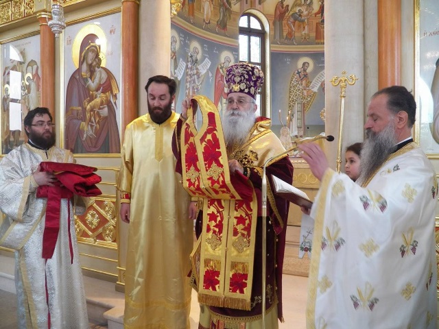 Η απίστευτη προσευχή του «αγίου» Γλυφάδας, Ελληνικού, Βούλας, Βουλιαγμένης και Βάρης Παύλου