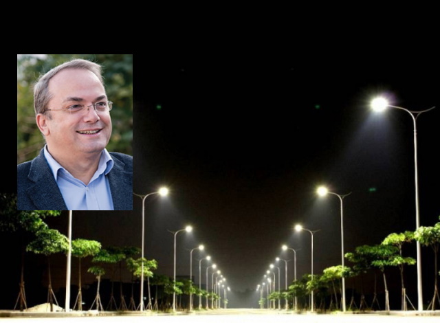 Γρ. Κωνσταντέλλος: Κινητροδότηση και όχι τιμωρίες θα βοηθήσουν τους ΟΤΑ στην εξοικονόμηση ενέργειας (Συνέντευξη)