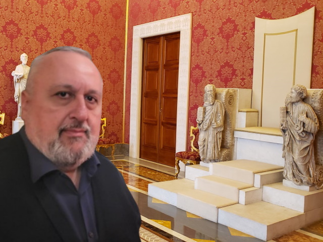 Καρδινάλιοι σε θερμό παιχνίδι εξουσίας: Το άγνωστο πρόσωπο του νέου Πάπα (Συνέντευξη)