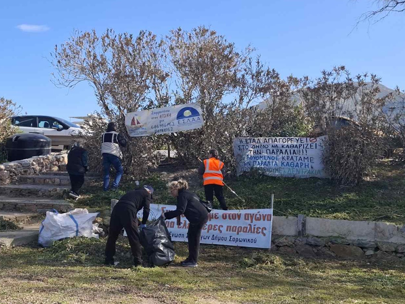 Πεύκο Λαγονησίου: Ο Δήμος Σαρωνικού στον δρόμο για ελεύθερες παραλίες, με τους πολίτες να δίνουν δυναμικό «παρών»  (Δηλώσεις - Φωτός)