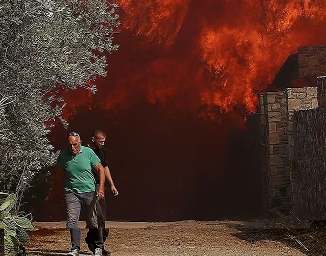 Φωτιά στη ΝΑ Αττική: Συλλήψεις υπαλλήλων του ΔΕΔΔΗΕ – Αναζητείται ανώτερο στέλεχος