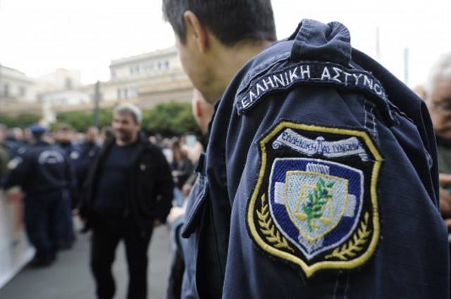Ομαδική προσφυγή από αστυνομικούς της ΝΑ Αττικής για τη διεκδίκηση της αναδρομικής διαφοράς των αποδοχών