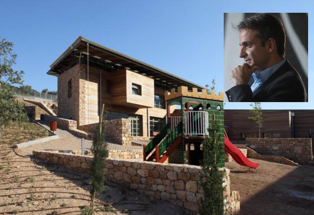 Ηχηρή απάντηση Μητσοτάκη στους ρατσιστικούς κύκλους που κινδυνολογούν με το Κέντρο Ασυνόδευτων Προσφύγων στο Περιβολάκι Παιανίας 