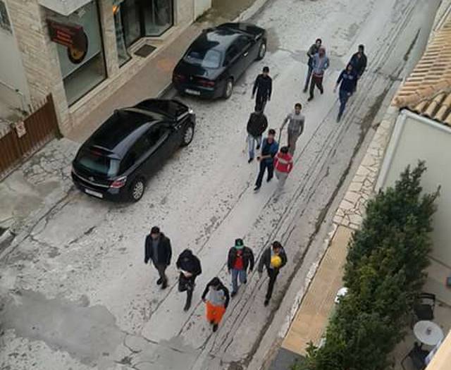 Παιανία: Η φωτογραφία που αποδεικνύει την προσπάθεια ρατσιστών να προκαλέσουν ένταση με το Κέντρο στο «Περιβολάκι»