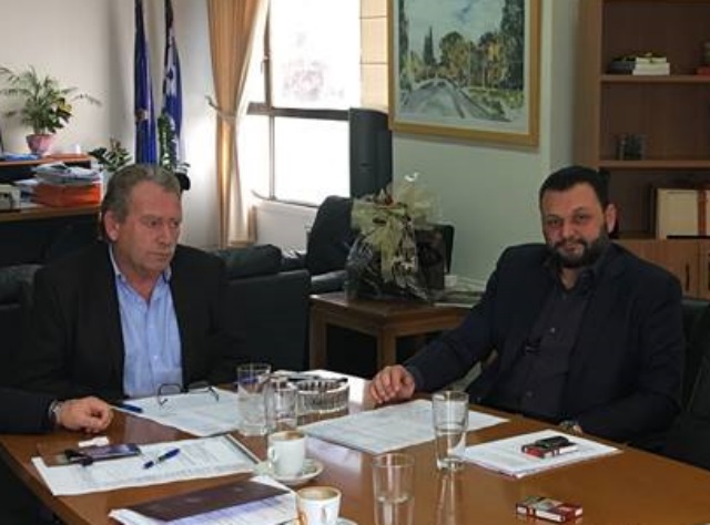 Κεραυνοί Σωφρόνη κατά Φιλίππου, μέσω... Ψυτάλλειας, για τα περί «σκανδαλώδους σύμβασης» στον ηλεκτροφωτισμό του Δήμου Σαρωνικού! 