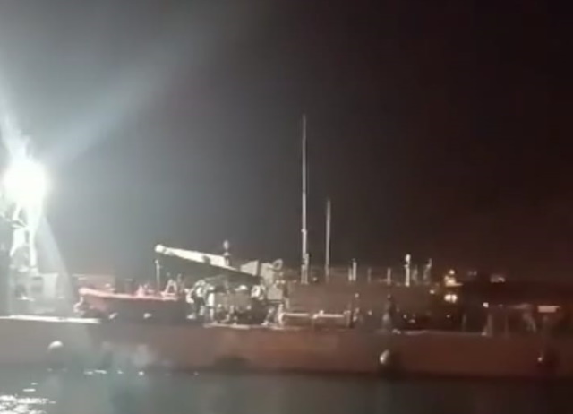 «Απόβαση» 94 προσφύγων στο λιμάνι του Λαυρίου