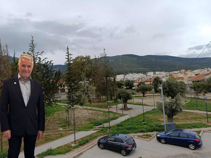 Γλυκά Νερά: Νέα δυναμική στην ανάπλαση της οδού Σολωμού με προσωπική παρέμβαση Μάδη