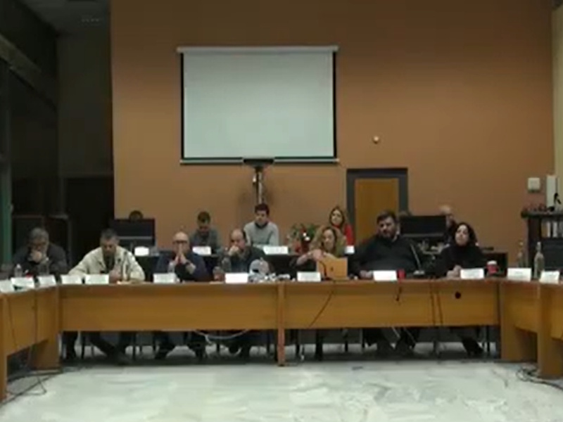 Οικονομικά Δήμου Σαρωνικού: Τι δείχνουν τα στοιχεία για τη διοίκηση Παπαχρήστου (Βίντεο)