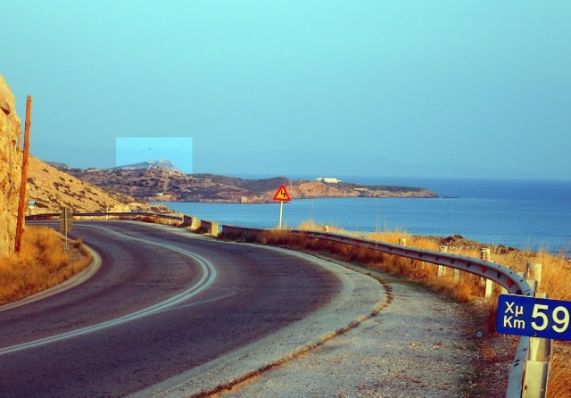 Ο υγρός τάφος αυτοκινήτων στο 59ο χιλιόμετρο της Αθηνών – Σουνίου! (Φωτός)