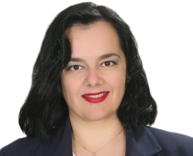 Ζ. Γιαννάκη (υποψήφια δήμαρχος Μαρκοπούλου): Στο απόλυτο μηδέν η διοίκηση Αλλαγιάννη (Συνέντευξη)