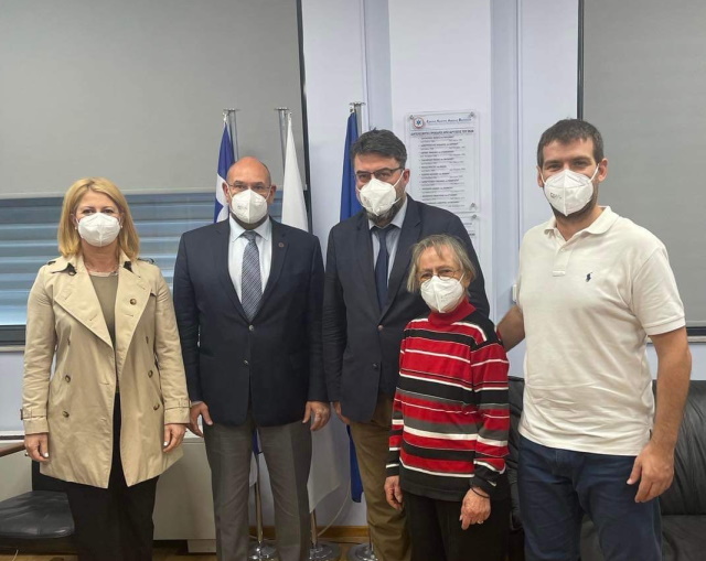 Δήμος Σαρωνικού: Το παρασκήνιο της θετικής προσπάθειας για μόνιμη παρουσία ασθενοφόρου (Συνέντευξη)