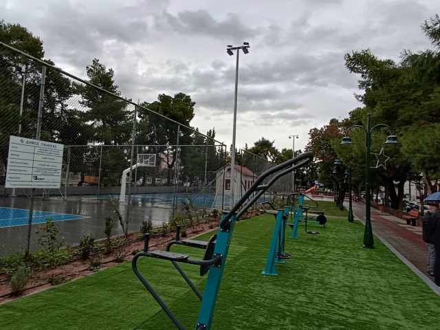 Δήμος Παιανίας: Σε πείσμα των βανδάλων παραδόθηκε στους κατοίκους η αναβαθμισμένη πλατεία Αττικής