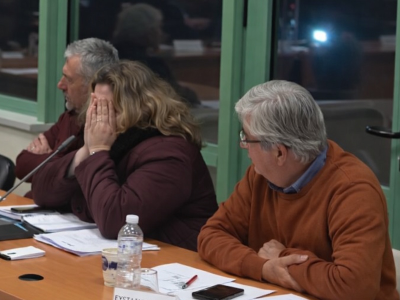 Δήμος Σαρωνικού: Η αντιπολίτευση απέφυγε να καταδικάσει την προσωπική στοχοποίηση του Δ. Παπαχρήστου
