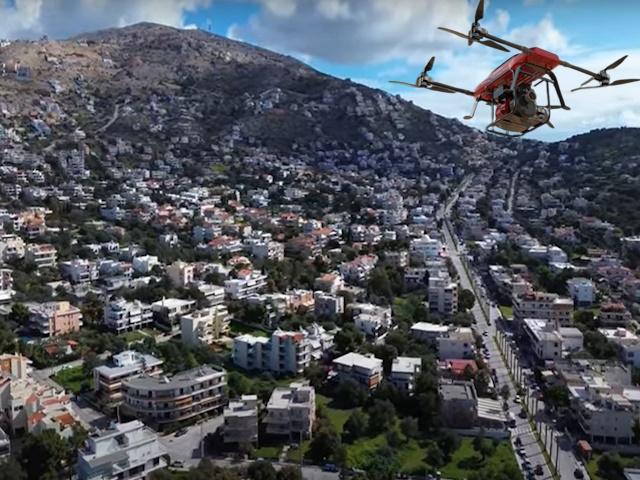 Σαρωνίδα: Απειλές σε βάρος χειριστών drone πυρασφάλειας – Κίνδυνος διακοπής κρίσιμης λειτουργίας