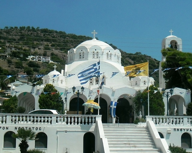 Το παζάρι στην Αγ. Μαρίνα Κορωπίου αλλάζει το δρομολόγιο του 330! (Χάρτης)