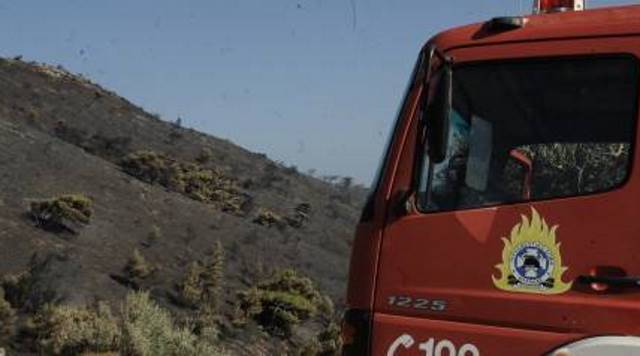 Όλυμπος Καλυβίων: Μάχη επί μιάμισι ώρα με τις φλόγες!