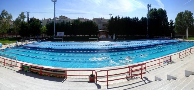 Δωρεάν βουτιές τον Αύγουστο στο κολυμβητήριο Γέρακα, αλλά υπό συνθήκες!
