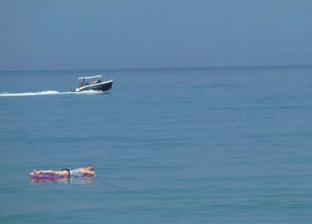 Αγ. Μαρίνα Κορωπίου: Περιπέτεια για 32χρονο σε στρώμα θαλάσσης