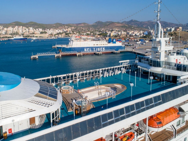Επτά νέοι προβλήτες για σκάφη αναψυχής στο λιμάνι του Λαυρίου από το οποίο επανεκκινεί η κρουαζιέρα