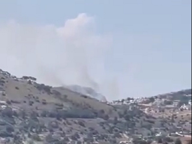 Σε εξέλιξη πυρκαγιά σε περιοχή της Κερατέας 