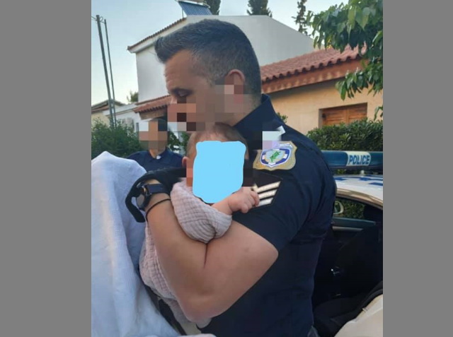 Έγκλημα στα Γλυκά Νερά: Η τραγική στιγμή πίσω από τη φωτογραφία του αστυνομικού με το μωρό 
