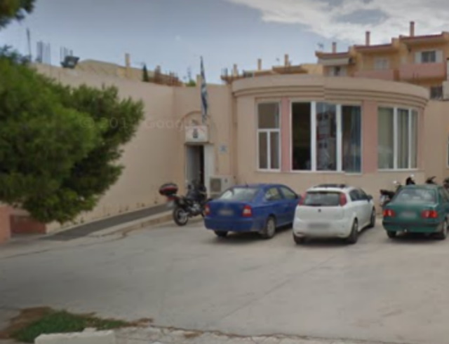 Χειροπέδες στην «καθώς πρέπει κυρία» που έκλεβε από μαγαζιά Κορωπίου, Μαρκοπούλου και Πόρτο Ράφτη