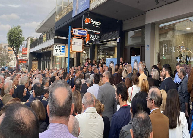 Ταλαιπωρία για εκατοντάδες οδηγούς, λόγω εγκαινίων πολιτικού γραφείου σε κεντρική λεωφόρο της Αν. Αττικής 