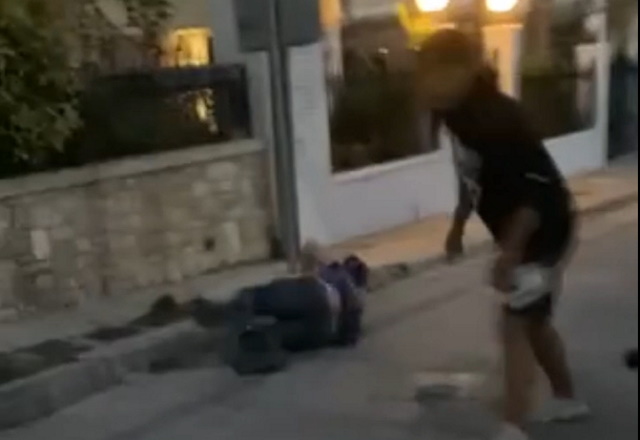Γλυκά Νερά: Φόβοι ακόμη και για τη ζωή του 50χρονου – Απολογείται ο 17χρονος δράστης 