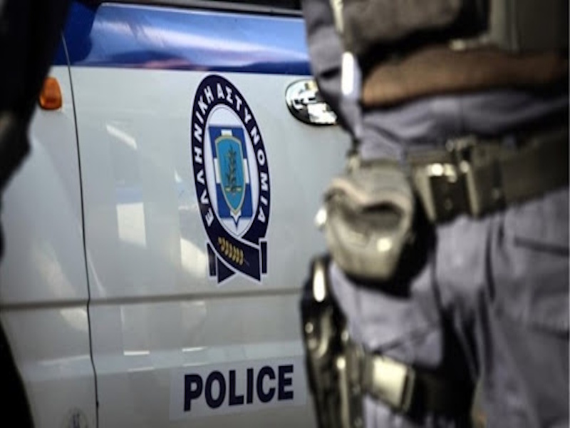 Κορωπί: Δύο νεαροί τραυματίες στην κεντρική πλατεία μετά από επεισόδιο με μαχαιρώματα 
