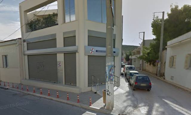 «Ηλεκτροσόκ» αναλγησίας από τη ΔΕΗ: Άφησε οικογένεια της Παιανίας χωρίς ηλεκτρικό το σαββατοκύριακο για 300 ευρώ! 