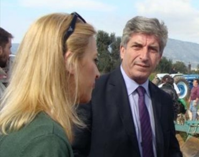 Στα άκρα η σχέση Δούρου – δημάρχου Κρωπίας για το... παρελθόν των σκουπιδιών στο Κορωπί! (Βίντεο)