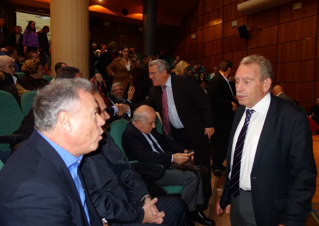 Τί θα ανακοινώσει σε λίγα εικοσιτετράωρα ο Πέτρος Φιλίππου!