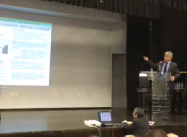 Δήμαρχος Κρωπίας για τα σκουπίδια στο Κορωπί:: Κανείς δεν μας ειδοποίησε ότι το Κορωπί παρέμεινε στον περιφερειακό σχεδιασμό το 2013!