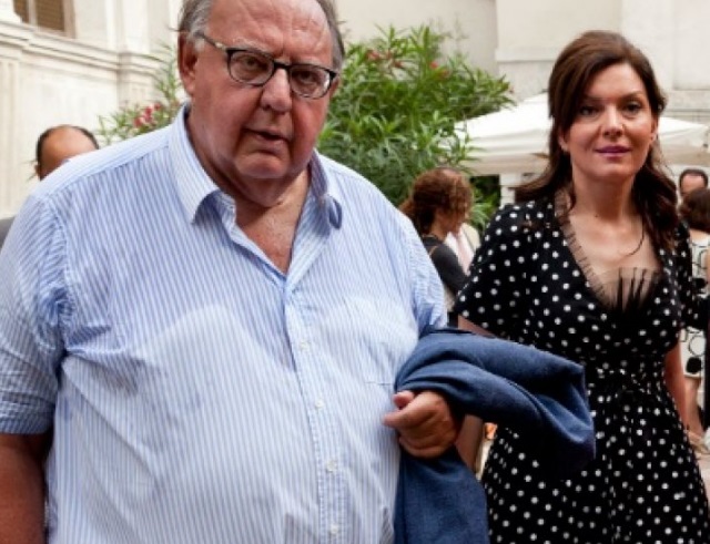 Η αγωγή διαζυγίου του Θ. Πάγκαλου κατά της Χρ. Χριστοφάκη η οποία τελικώς δεν δικάστηκε!