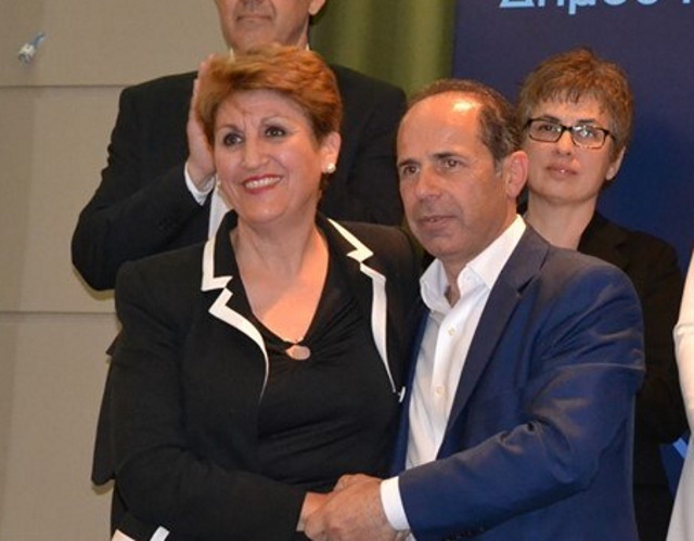 Δήμος Ραφήνας – Πικερμίου: Πώς ο Β. Μπουρνούς εκθέτει τη Δ. Τσεβά για τη ΜΕΒΑ (Συνέντευξη)