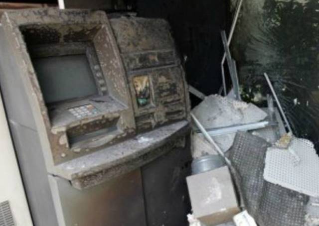 Σκληροί Μολδαβοί μαφιόζοι πίσω από τις εκρήξεις – ληστείες ΑΤΜ σε Κορωπί, Πόρτο Ράφτη και Σπάτα 