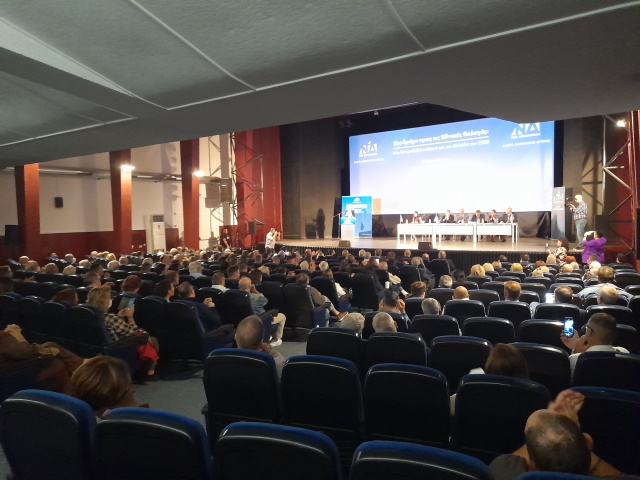 Μαρκόπουλο: Παταγώδης η αποτυχία της εκδήλωσης σύμπραξης ΔΕΕΠ Αν. Αττικής – Στ. Πέτσα (Φωτός)