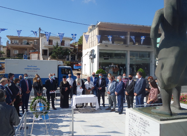 Ολοκαύτωμα Κορωπίου: Λιτή εκδήλωση τιμής και μνήμης με την αλήθεια επιτέλους σε πρώτο πλάνο (Φωτός & Βίντεος)