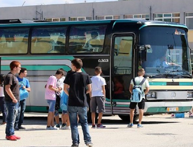 Λαυρεωτική: Ο δήμος παίρνει την κατάσταση στα χέρια του για τη μεταφορά μαθητών