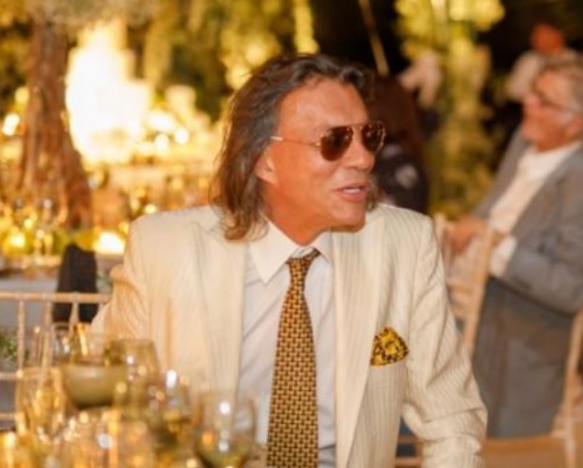 Η αβάσταχτη γελοιότητα του «δημάρχου της καταστροφής» Ηλία Ψινάκη