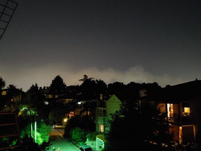 «Δεν υπάρχει φλόγα» στην πυρκαγιά της χωματερής της Φυλής!