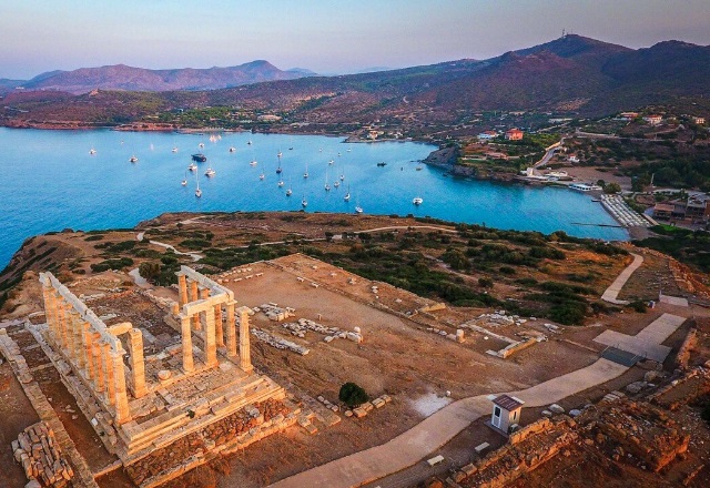 Ιδιοκτήτης γνωστής ταβέρνας του Σουνίου, θύμα άγριας ληστείας από τρεις άγνωστους!