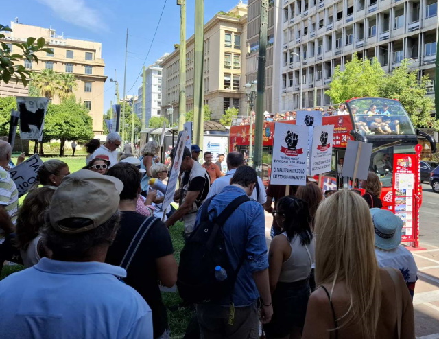 Όταν Αθηναίοι και τουρίστες άκουσαν από πρώτο χέρι τί συμβαίνει στις παραλίες του Λαγονησίου (Φωτός) 
