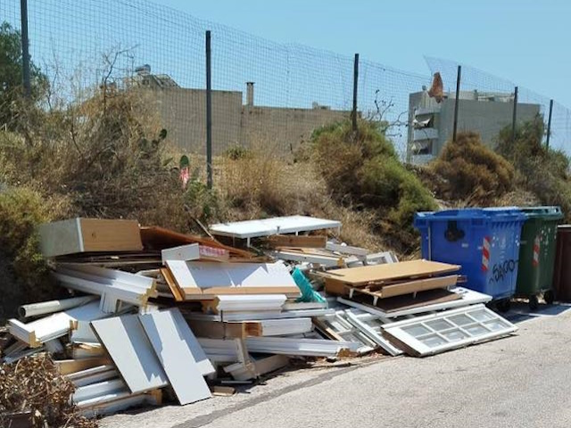 Αν. Αττική: Άτυπες χωματερές παντού – Νέος νόμος για την αντιμετώπισή τους ψάχνοντας και για αστυνόμευση 