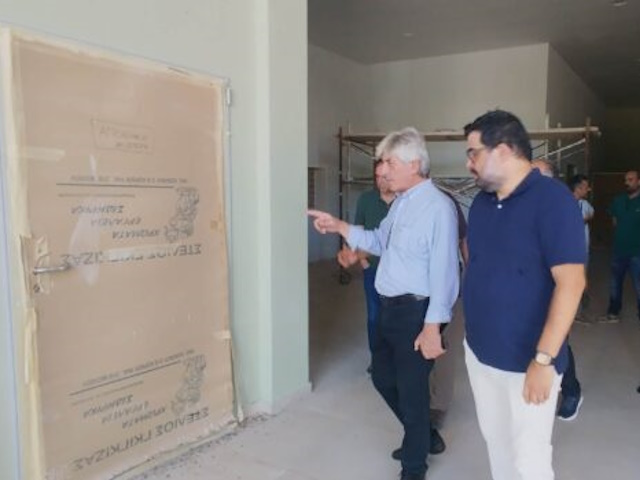 3ο Δημ. Σχολείο Κορωπίου: Υποσχέθηκαν νέες αίθουσες, αλλά παρέδωσαν άλλη μια παράταση