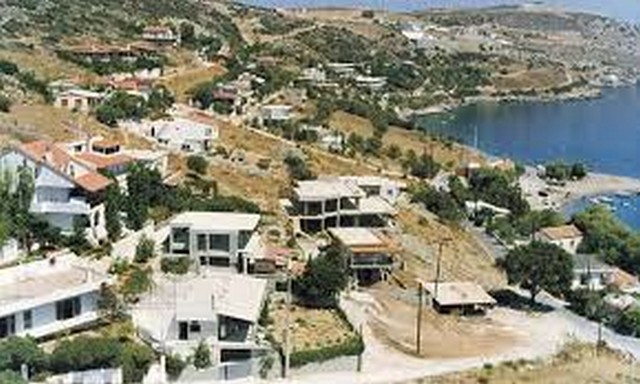 Στο μισό τα παράβολα για τα αυθαίρετα!